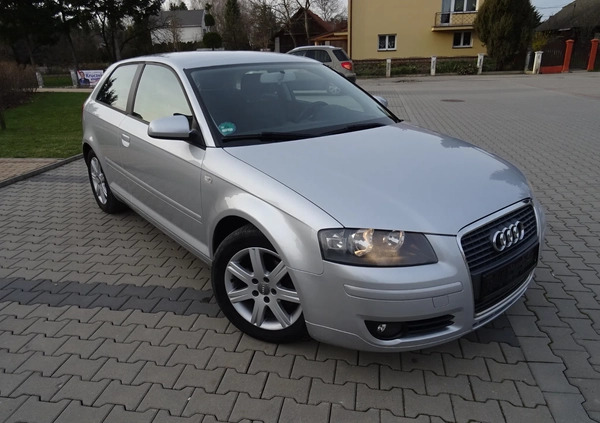 Audi A3 cena 19900 przebieg: 235000, rok produkcji 2007 z Rawa Mazowiecka małe 529